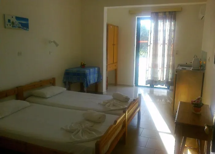 Nikos 2 & Apart Otel