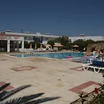 Hotel apartamentowy Nikos 2 & 3*