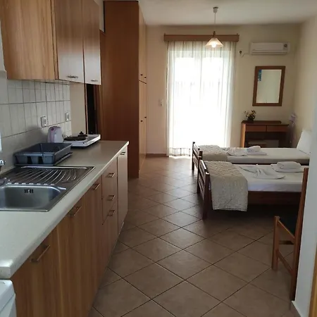 Aparthotel Nikos 2 &