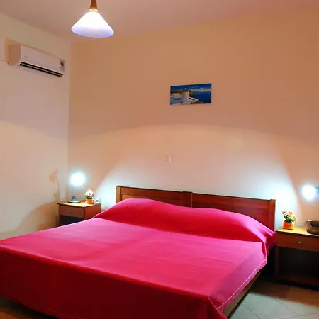 Nikos 2 & Hotel apartamentowy
