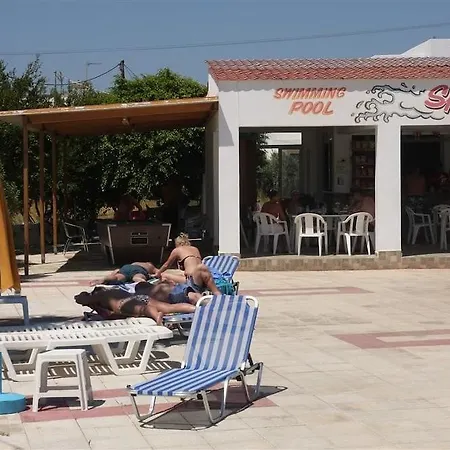 Nikos 2 Studios&apartments Apartahotel