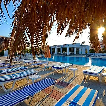 Apartahotel Nikos 2 Studios&apartments