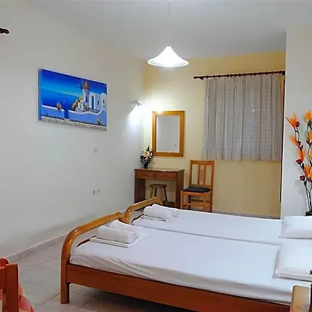 Nikos 2 Studios&apartments