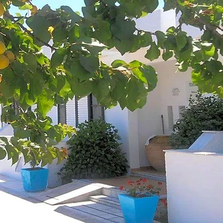 Apartahotel Nikos 2 Studios&apartments 3*