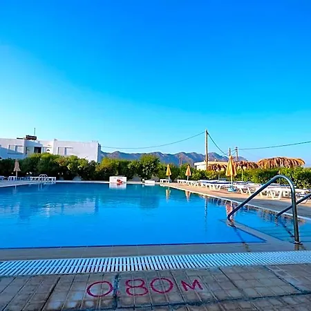 Apartahotel Nikos 2 Studios&apartments