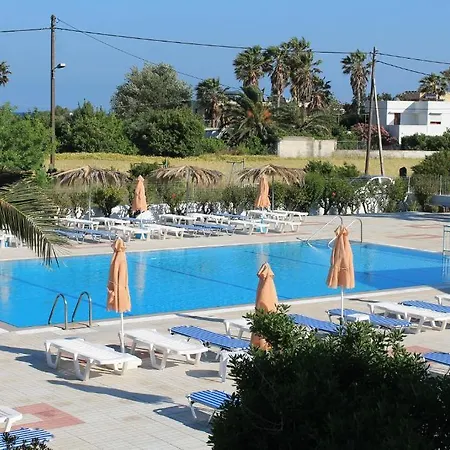 Nikos 2 Studios&apartments Apartahotel