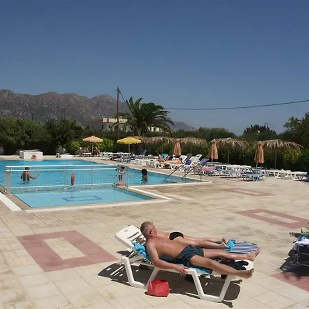 Nikos 2 Studios&apartments 3*