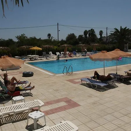 Nikos 2 Studios&apartments 3*