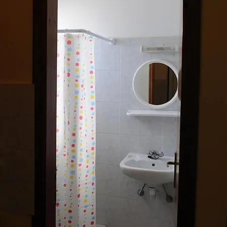 Nikos 2 & Lägenhetshotell 3*