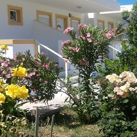 Nikos 2 & Lägenhetshotell Kardamena (Kos)