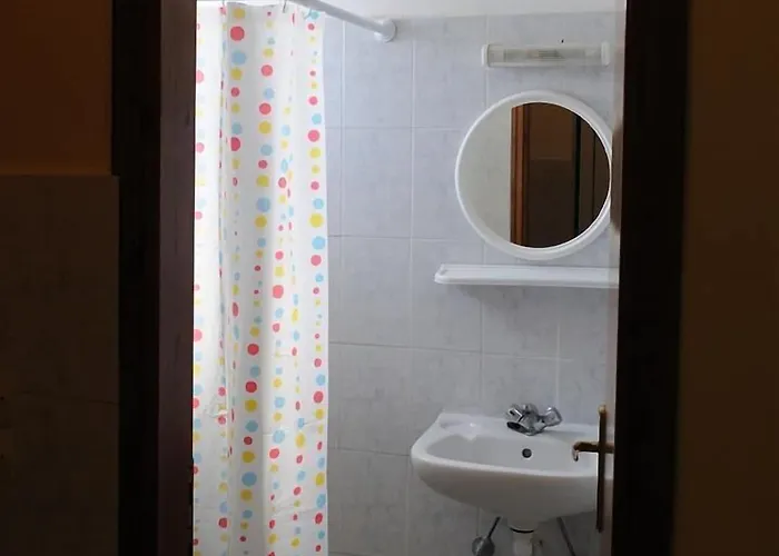 Nikos 2 & Aparthotel 3*