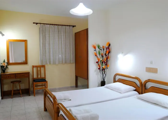 Nikos 2 & Appart hôtel 3*